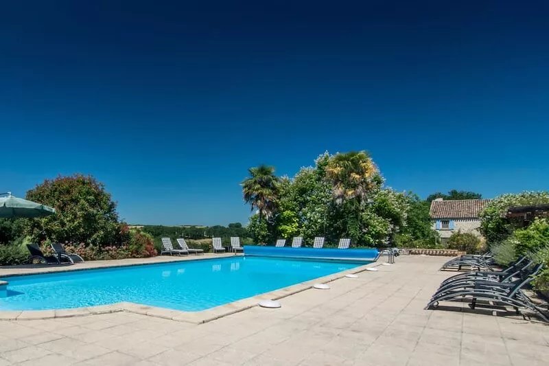 Le Chai - Fantastic Gite with pool in 30+ acres near Bergerac