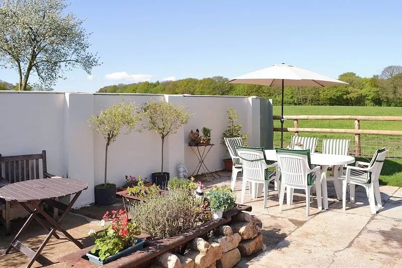 3 bedroom accommodation in Bilsington, near Ashford