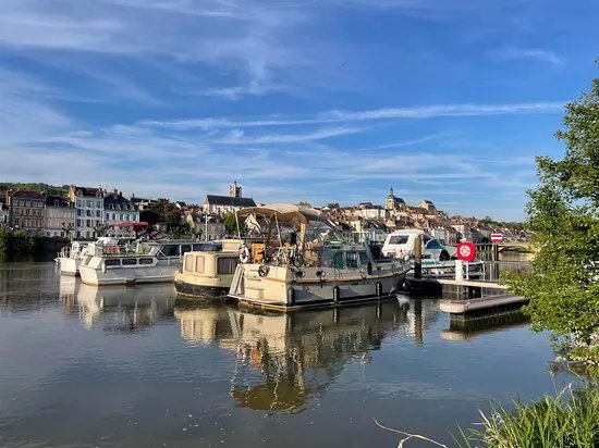 Port De Plaisance