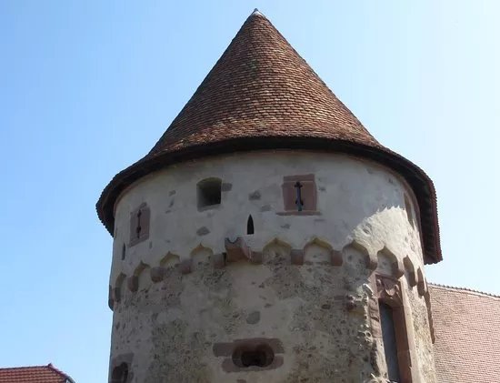 Tour des Bourgeois (Tour du Petrole ou des Citoyens)