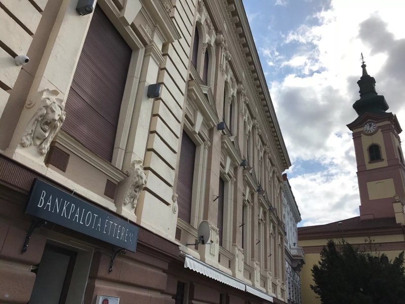 Bankpalota Restaurant