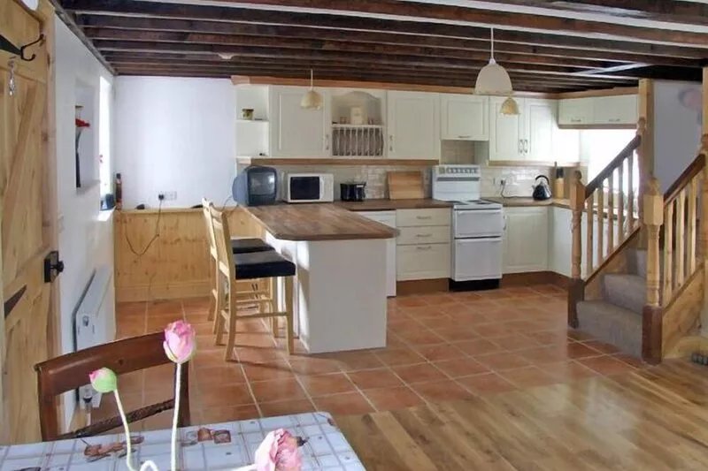 HOME FARM COTTAGE, pet friendly in Campile, County Wexford