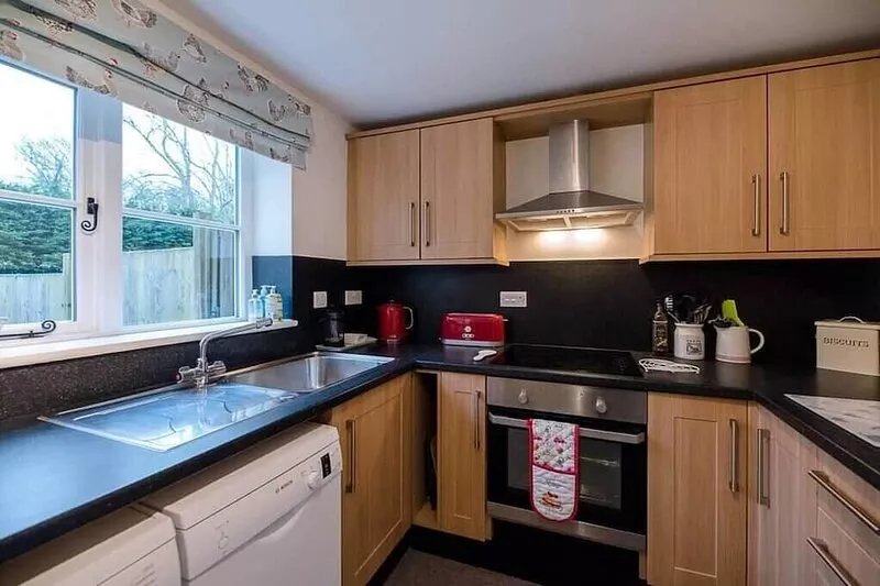 2 Riverside Cottages, Yoxford