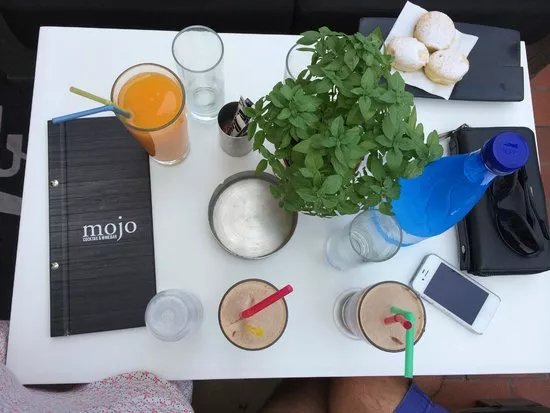 Mojo Bar