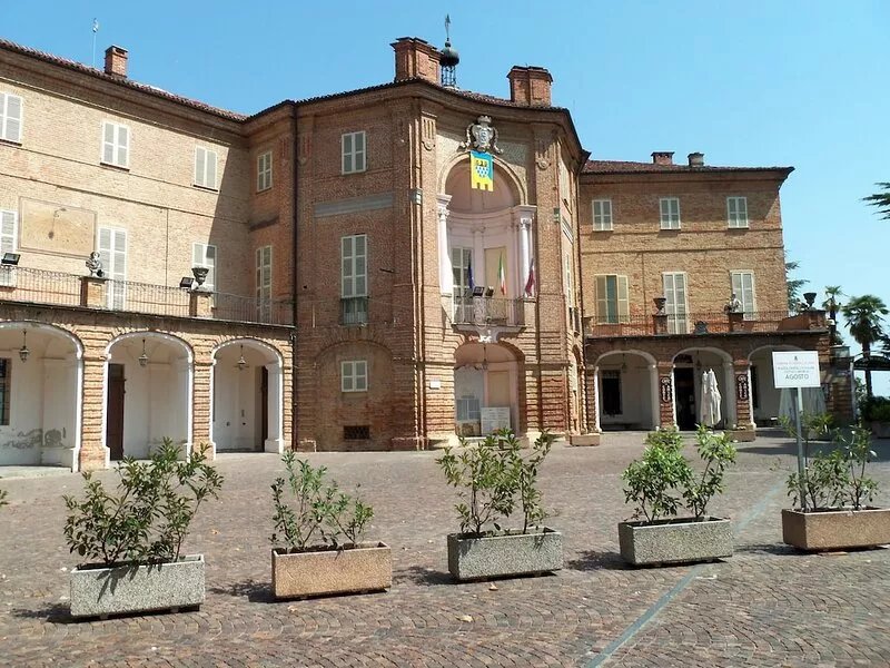 NICE HOUSE IN THE COUNTRYSIDE IN THE HEART OF THE MONFERRATO IN QUIET AREA