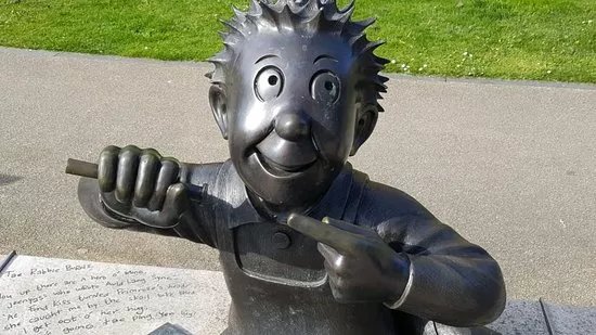 OOR Wullie Bronze Statue