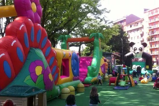 Parco Giochi Gonfiabili - L'Isola Che Non C'e