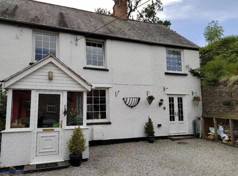 Rooms By The River At Glan Aber