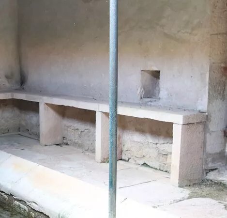 Le Lavoir Des Fontaines