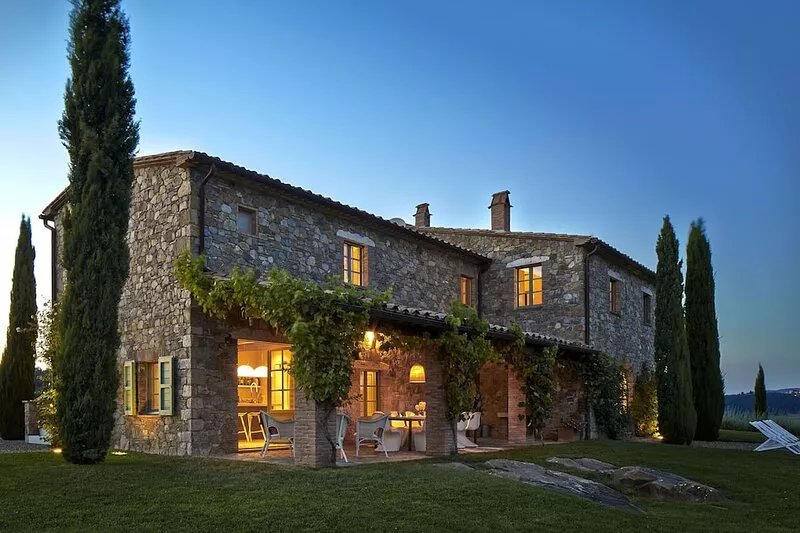 Charming & luxurious country villa, designer interiors, heated pool, great views