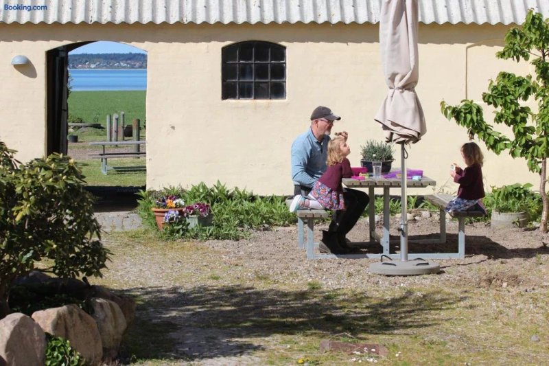 Ahl Overnatning, Djursland Svava og Jesper