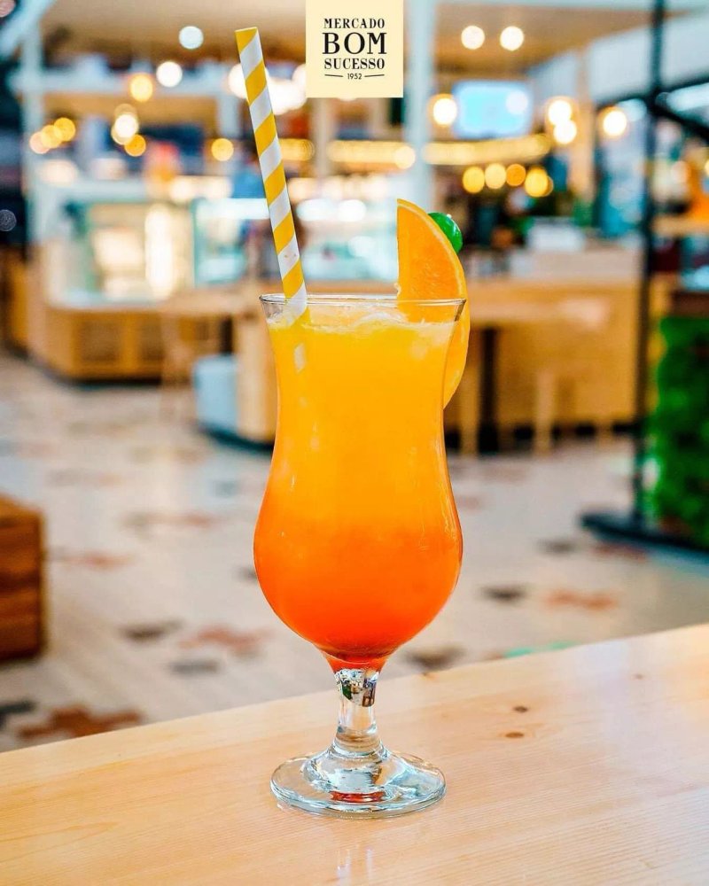 Art's Bar - Gins & Cocktails