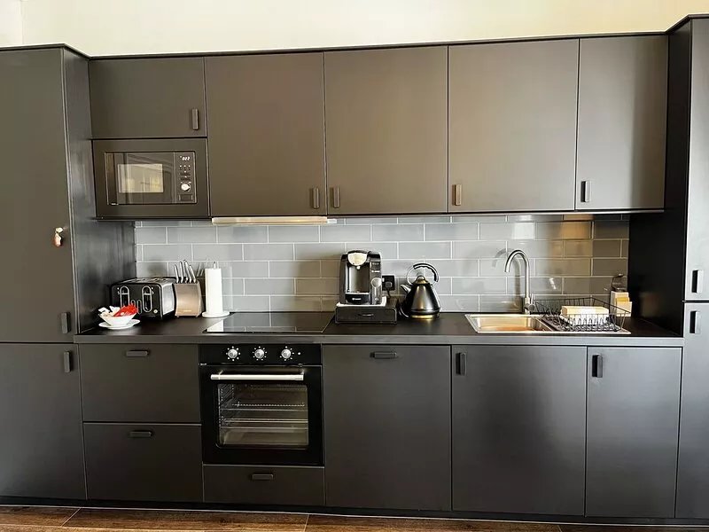 The Mews Boutique Apartments - 5* Luxury Family Apartments, 5 min from the Lake.