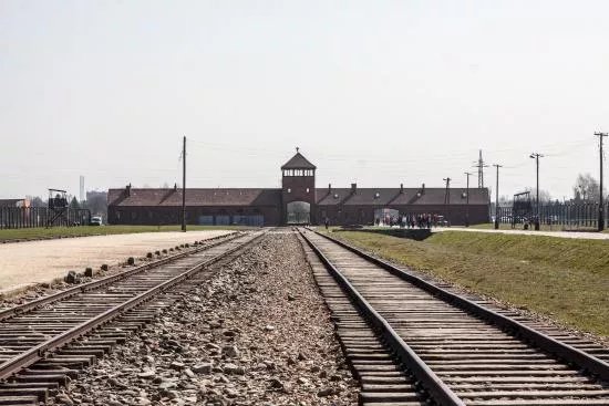 Krakow Auschwitz Transfers and Tours