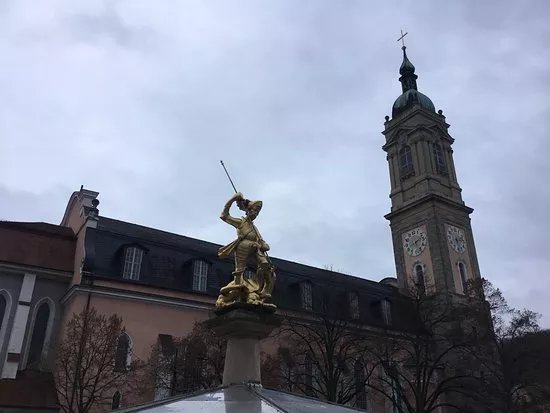 St George's Fountain