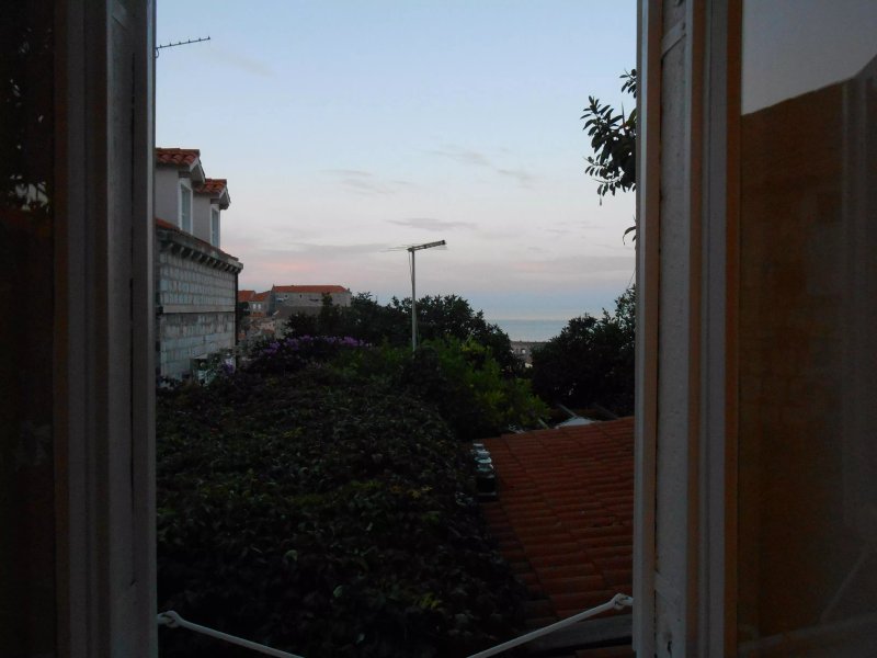 Ruzmarin apartments and rooms