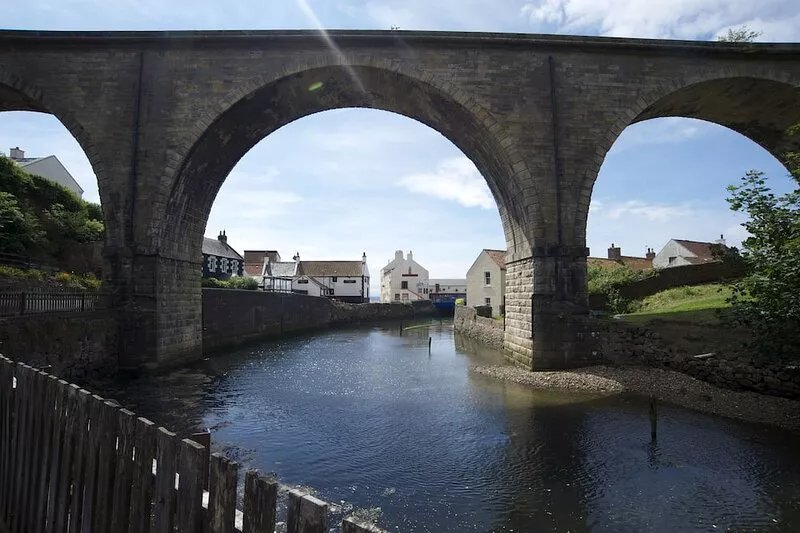 Mill Cottage, waterside, in the heart of Lower Largo & fully renovated