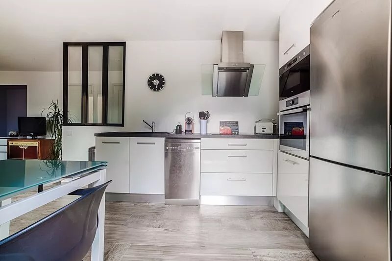 Beautiful 2 room apartment in the City Center of Menton