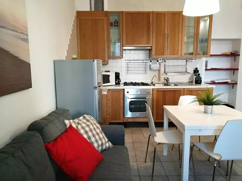 Cadillac apartment, a few minutes to train Station
