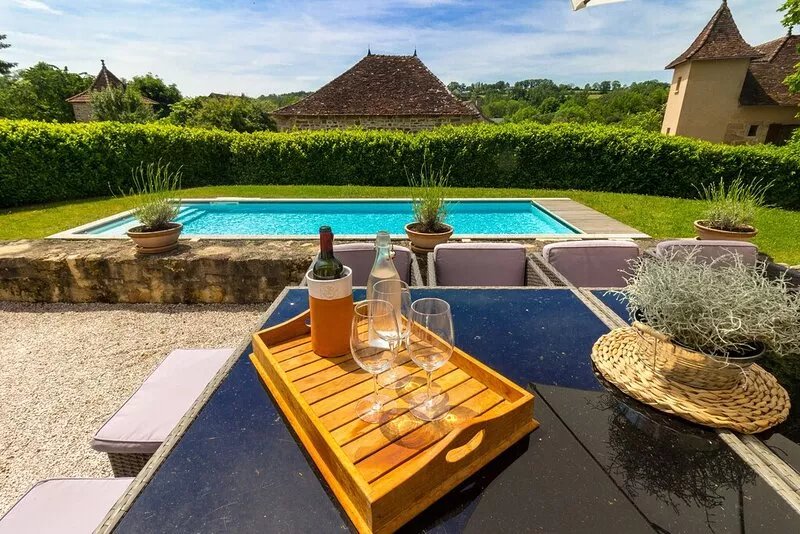 Welcoming Village Manor House with Pool - Ideal for Families - Dordogne & Lot