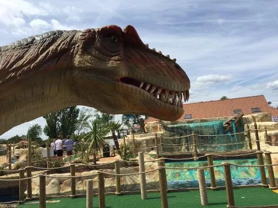 Jurassic Falls Adventure Golf