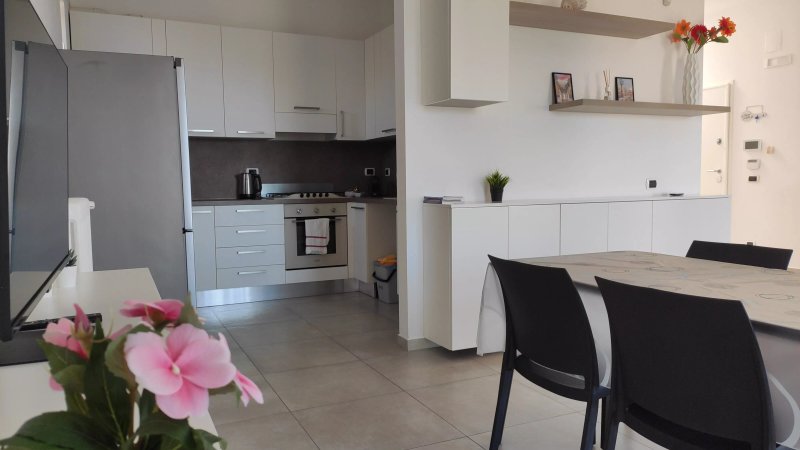 Sea view house, fully equipped kitchen, excellent Wi-Fi free parking