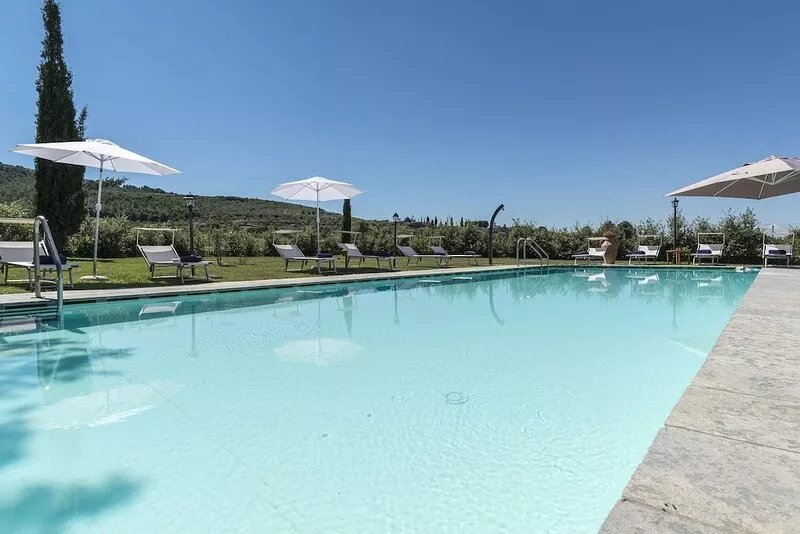 Private Villa with WIFI, private pool, A/C, hot tub, TV, patio, panoramic