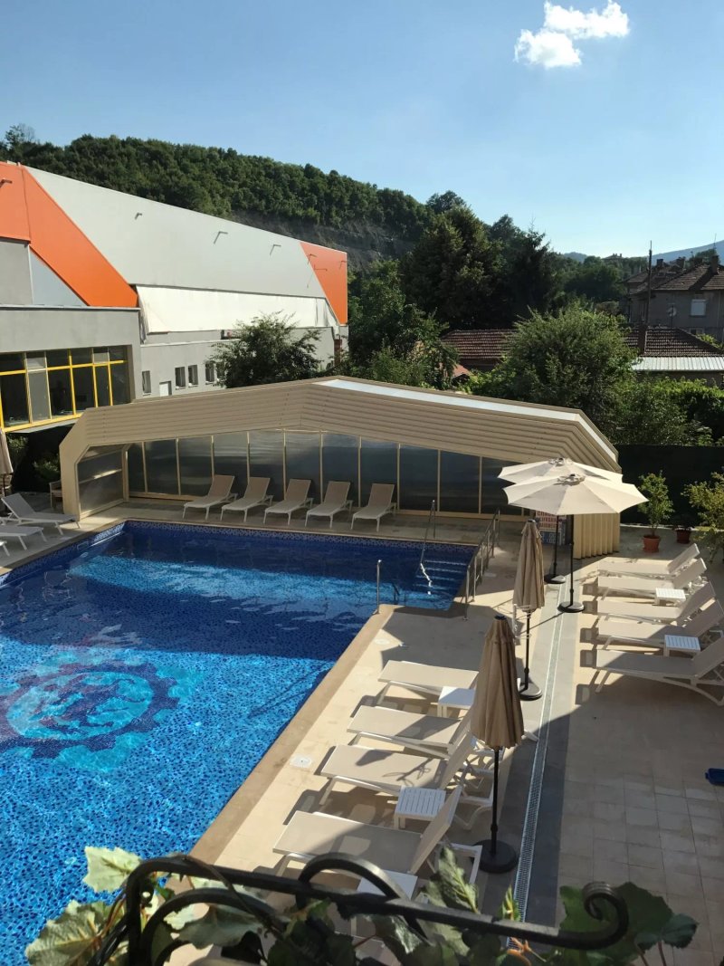 Kentavar Family Hotel