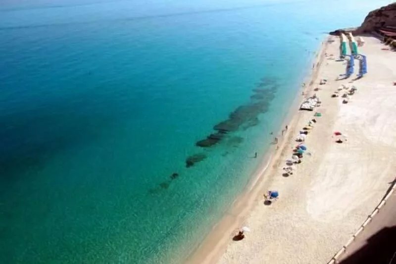 Charming villa in liberty style with beautiful garden in Tropea ctr beach close