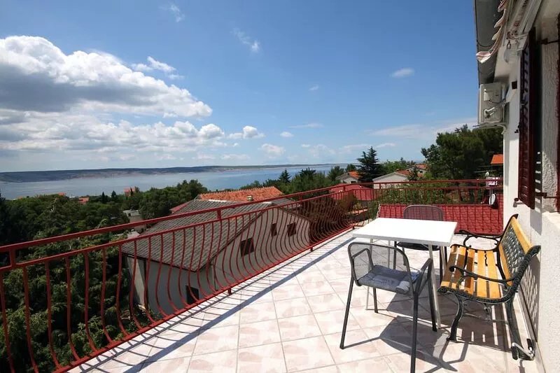 One bedroom apartment with terrace and sea view Starigrad, Paklenica (A-6431-a)