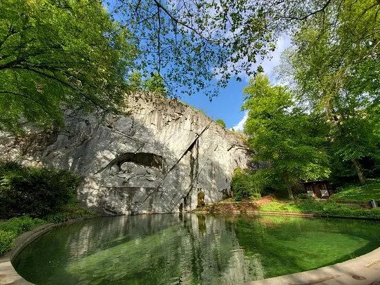 Historic Walking Tour - Lucerne (2hours)