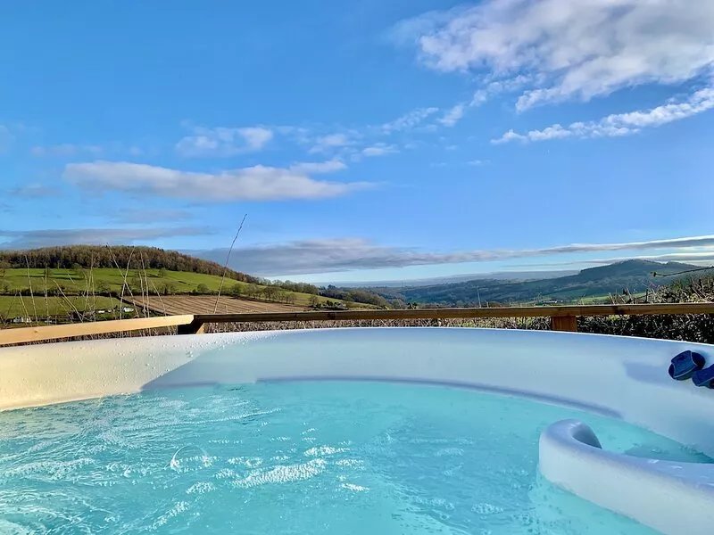Hot Tub in The Stables