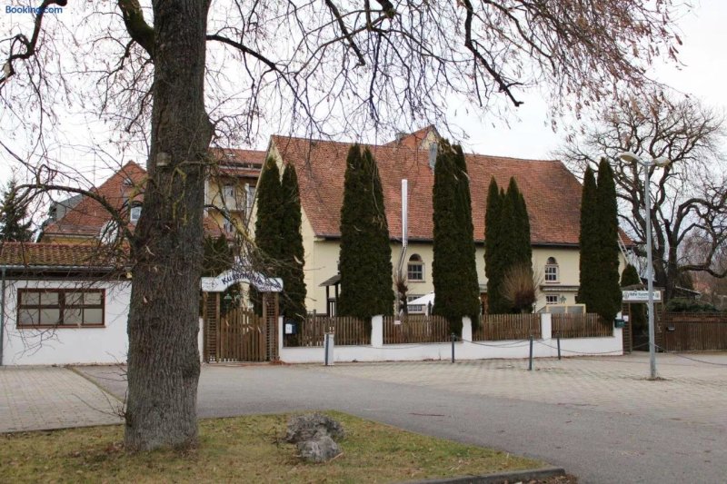 Hotel Am Friedberger See