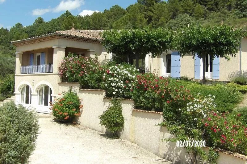 Large Provencal villa with panoramic view very close to Vallon Pont d 'Arc