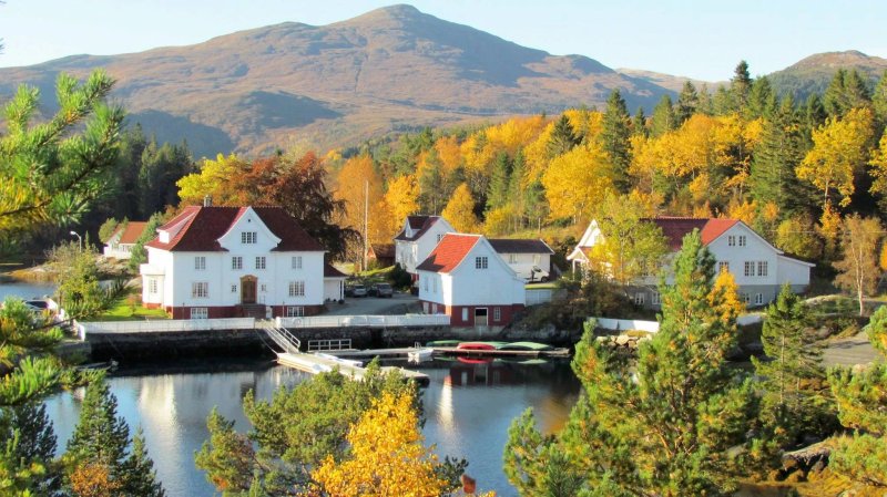Kjeldsund Leirstad Og Gjestegard