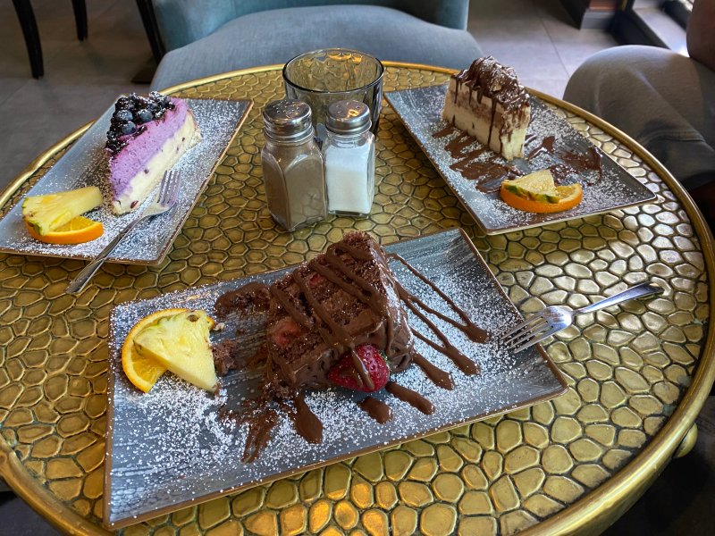 Four Season's Cafe