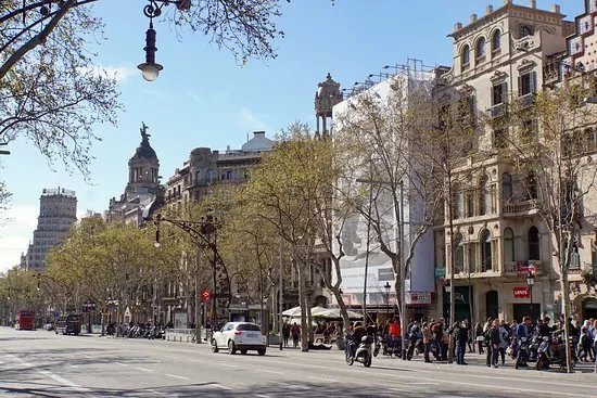 L'Eixample District