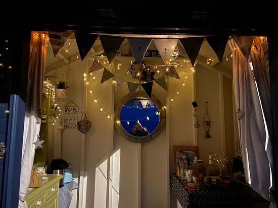 Bertie And Bettie Boutique Beach Huts
