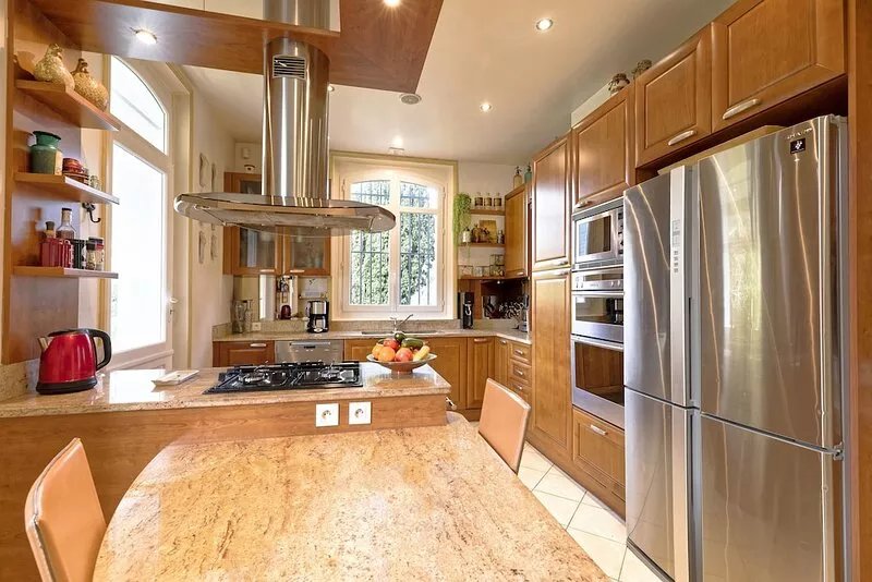 Character villa 8 to 15p, 15 min from Paris-350 m2