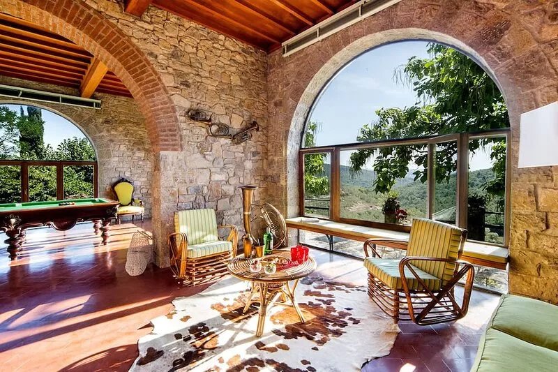 FABULOUS 6BD - 6BA VILLA WITH STUNNING POOL & VIEWS IN TOP CHIANTI LOCATION!