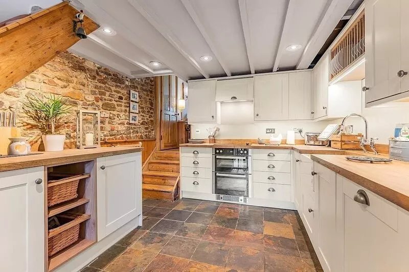 Pieman’s Cottage (a cosy cottage) Pulborough West Sussex