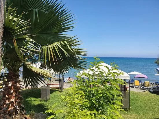 Andreas & Melanie Beach Hotel