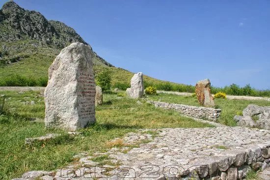 Memoriale di Portella delle Ginestre