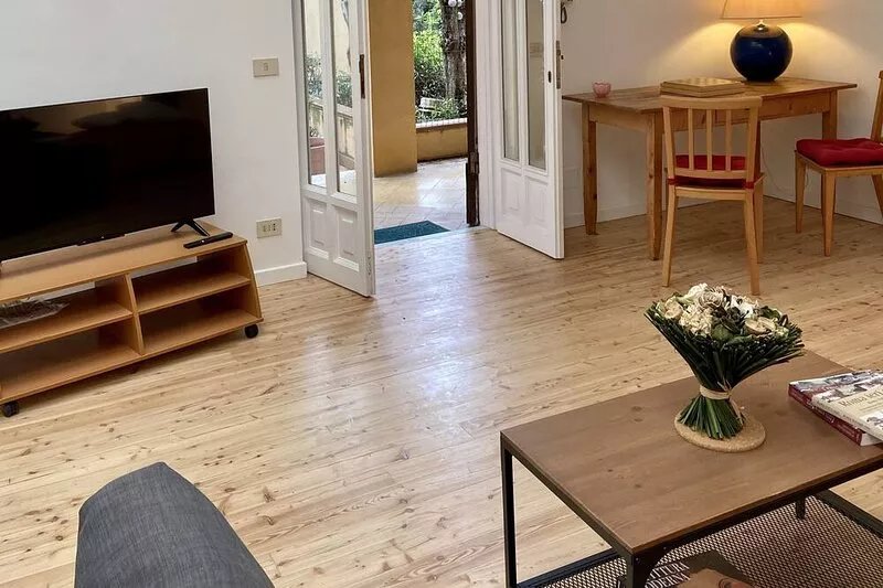 Cozy apartment with patio, Villa Belvedere, Vatican, wi-fi