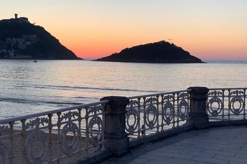 Apartment in the old town of San Sebastian. Registration N: 01166