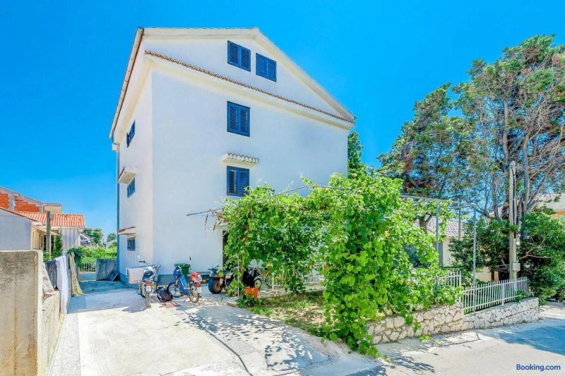 Apartments Goga