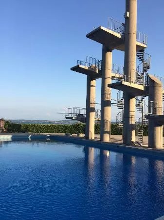 Les Piscines du Nid-du-Cro