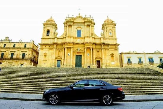 Turne: Transfer | Escursioni | Visite guidate | Eventi
