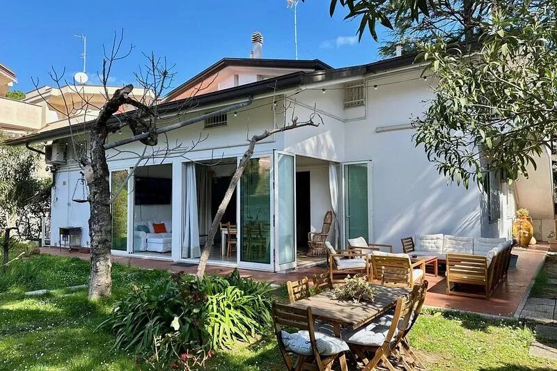 GRAN SASSO Apartment of Villa Renata Riccione