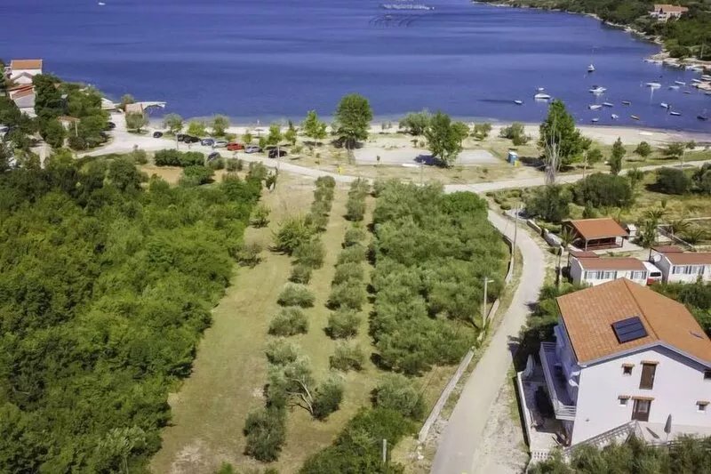 Vacation home Milka  in Novigrad ( Zadar), North Dalmatia - 12 persons, 4 bedro